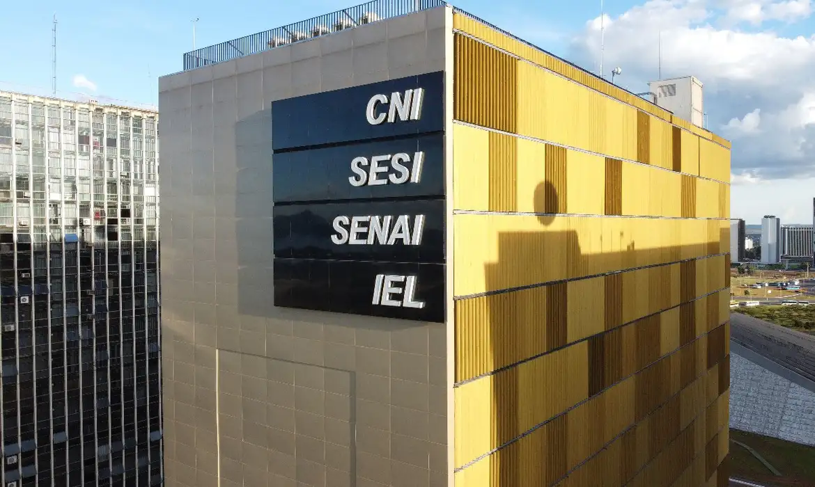 CNI revela impactos do tarifaço na economia brasileira e no cenário global