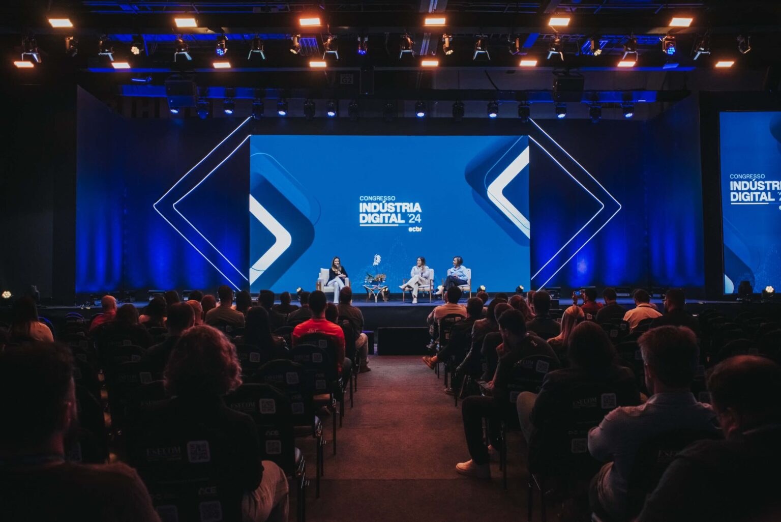 Inteligência Artificial impulsiona indústria brasileira no Indústria Digital 2025