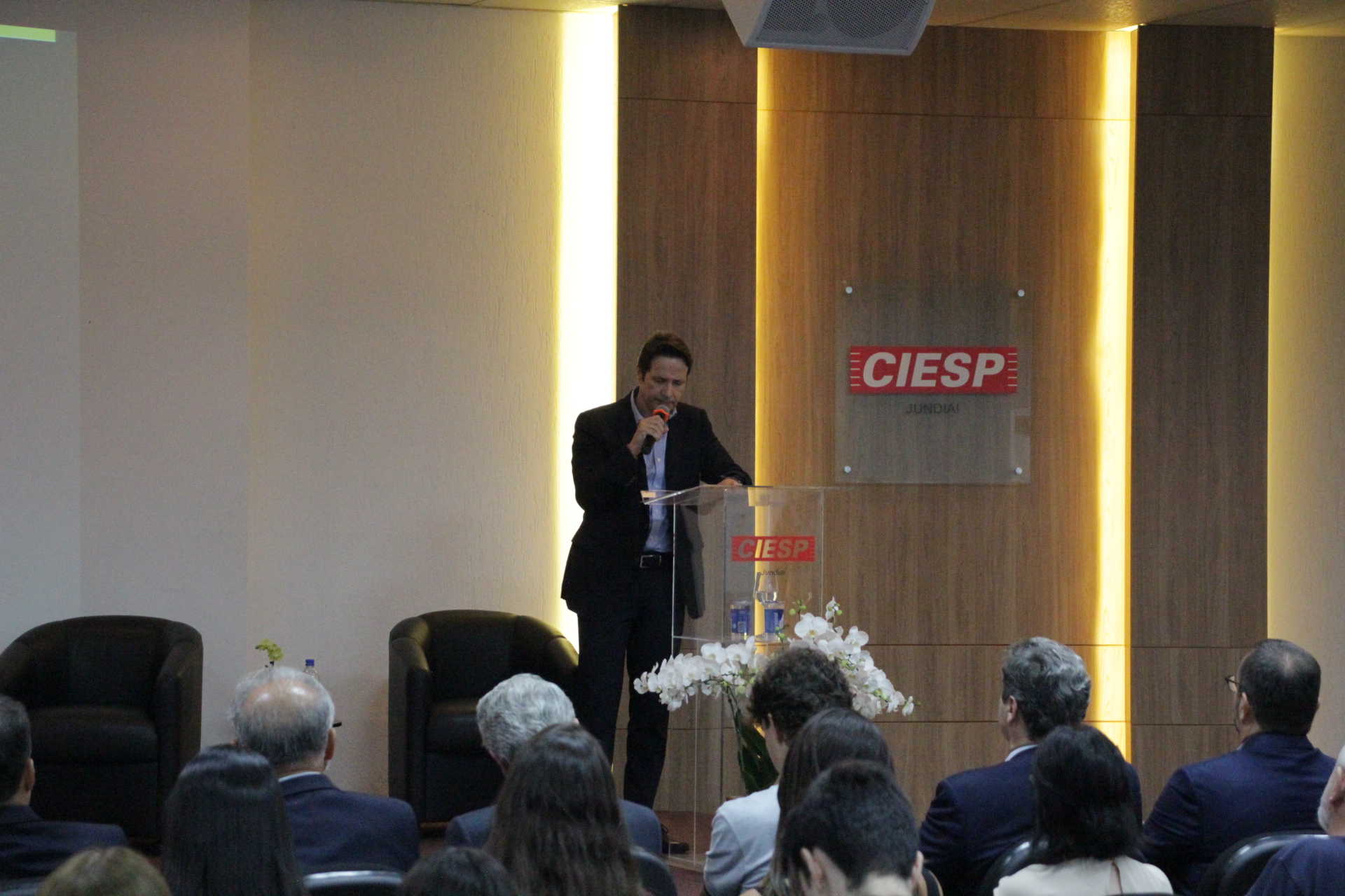 Novo Diretor do CIESP Jundiaí Define Prioridades: Inteligência Artificial, Qualificação de Mão de Obra e Política Industrial Moderna