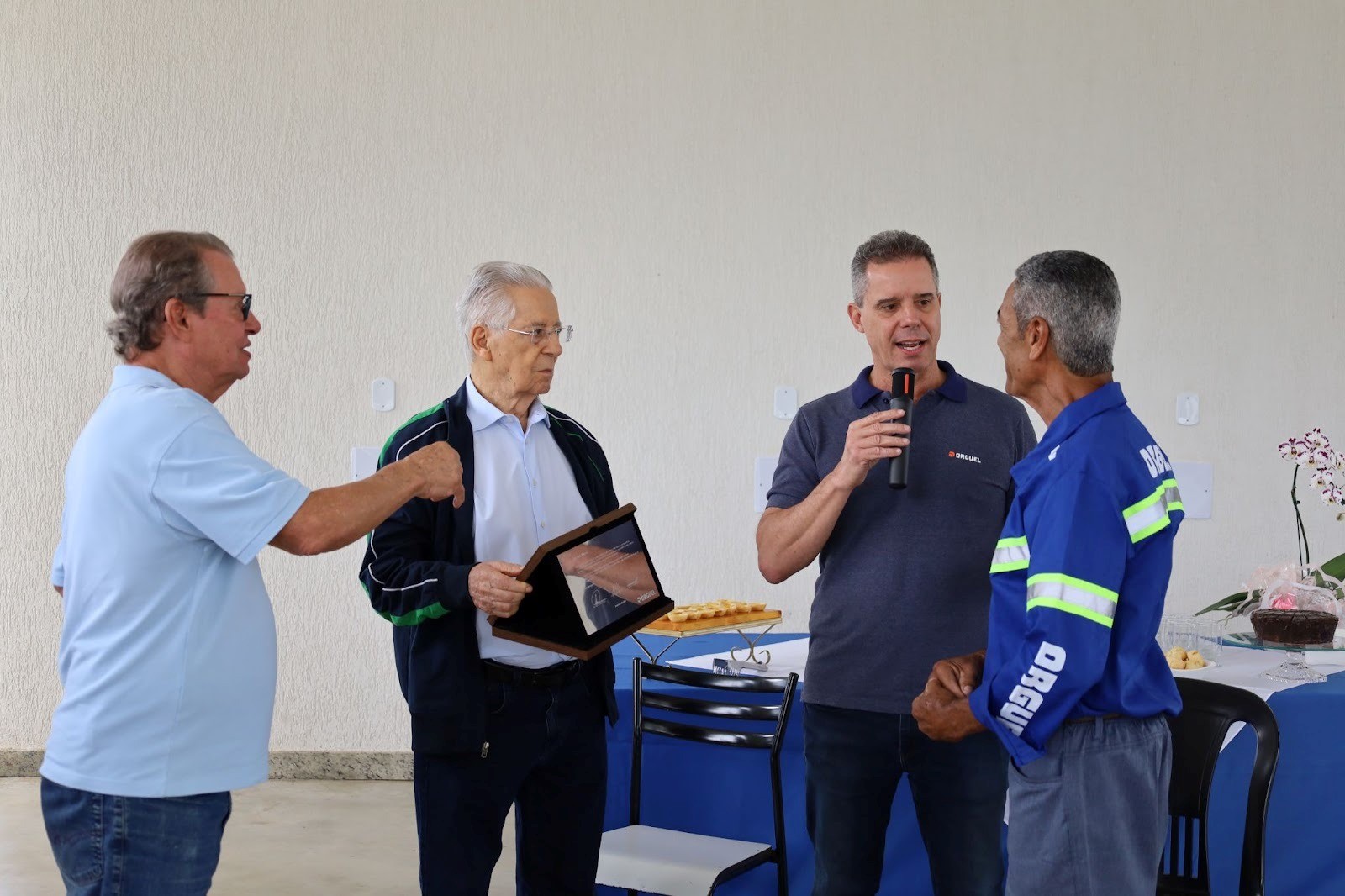 Quase 50 anos de história: trajetória de soldador da Orguel simboliza longevidade no trabalho e força das equipes multigeracionais